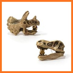 コンアフェット Pt900 コインモチーフピアス ダイヤ0.06ct - メルカリ