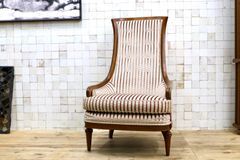 ドレクセルヘリテイジ Upholstery ハイバックソファ ラウンジチェア-2 ドレクセルヘリテイジ Upholstery ハイバックソファ ラウンジチェア-2