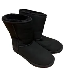  UGG（アグ）ムートンブーツ メンズ M CLASSIC SHORT（メンズ クラシック ショート）US9【DD137】