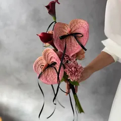 アンスリューム×ブラックリボンクラッチブーケ☆ブートニア