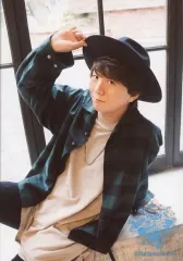 【中古】生写真(男性) Trignal/木村良平/膝上・衣装緑・右手帽子・窓辺/「Kiramune Presents Trignal 5th Anniversary Live “SMILE PARTY”」ブロマイドセット(12月2日ver.)