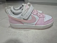 NIKE ナイキ キッズ ピンク スニーカー 外 3足 (230 235)
