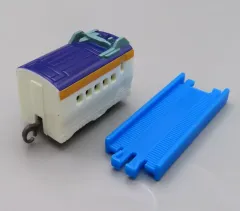 【中古】おもちゃ E8系新幹線つばさ(中間車)+直線レール1本 「カプセルプラレール 過去と未来が交錯する今昔物語編」