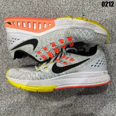 ナイキ ズーム スニーカー グレー/ブラック