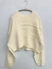 KBF ニット/セーター One アイボリー ナイロン ウール・ニット 無地 ショート丈 長袖 クルーネック(丸首)