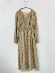 earth music&ecology ワンピース F ベージュ 花柄・ボタニカル柄 長袖 ロング・マキシ丈 フレア