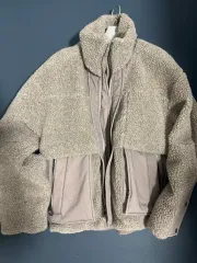 ウーヨンミ フリース