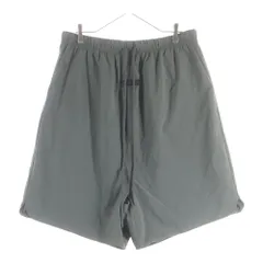 FEAR OF GOD ESSENTIALS (フィアオブゴッド エッセンシャルズ) SHORT PANTS ロゴパッチ ナイロンハーフパンツ ショートパンツ カーキ