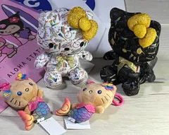 限定 ハローキティ  マスコットキーホルダー / ぬいぐるみ 4点セット ショッパー付き ハワイ ラスベガス ABCストア【新品】MEN2025BY2