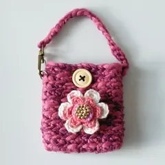 セット７.バッグチャームポーチ＋お花ブローチ