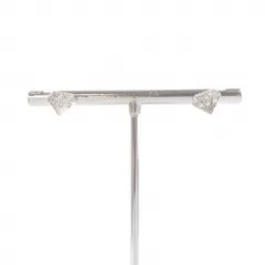 スワロフスキー ダイヤ型 ピアス シルバー色