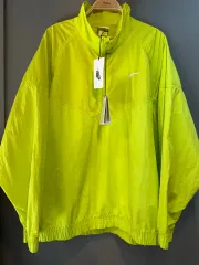 ナイキ×ステューシー ウィンドランナー ジャケット