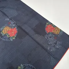 本場大島紬 泥藍染 雪輪に花柄 正絹 着物 MK-3896