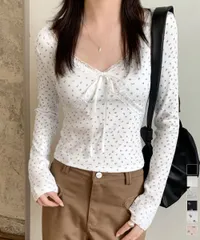 【日本倉庫即納】カップ付きトップス レディース Vネック ショート丈インナートップス 小花柄と無地 リブTシャツ おしゃれ 細見えトップス 可愛い肌着 レースリボントップス 春秋 長袖 カットソー黒 着やせインナー 白 細身Tシャツ着回し