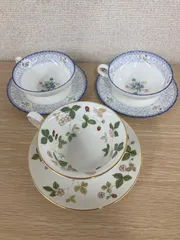 ☆4 【3点セット】WEDGWOOD ワイルドストロベリー カップ ノリタケ　花柄ティーカップ・ソーサーセット【その他】【2】