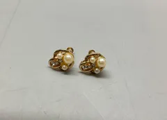 SN954 パール？ フェイク？ 真珠？ ラインストーン ゴールドトーン ヴィンテージ調 アンティーク イヤリング