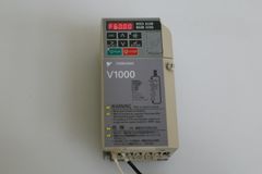 安川電機CIMR-G7A275 インバータ 200V 7.5kW - メルカリ