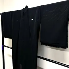 夏用　絽　五つ紋　五三桐　黒地　無地　着物　121tz