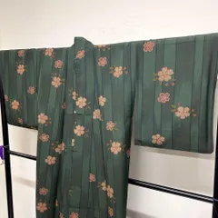 小紋　洗える着物　桜花　縦縞　グラデーション　カーキグリーン　着物　122tz