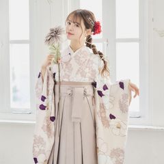 新品袴3点セット 卒業式 小学生 大学生 ベージュ クリーム 67IV - メルカリ