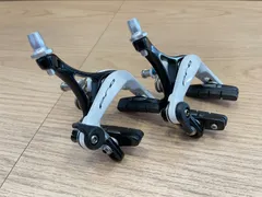 ■USED■MERIDA メリダ ホワイト/ブラック 白 黒 リムブレーキ キャリパー 前後セット   ロードバイク 自転車 パーツ アクセサリー P3840のサムネイル