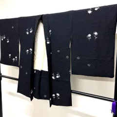 羽織　膨れ織り　樹木地紋　菊花　楓　黒地　着物　124tz ☆