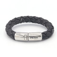 PRADA フレイムデザイン ブレスレット - メルカリ