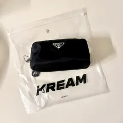 プラダ ミニポーチ / 旅行 コスメ等 リナイロン アンド サフィアーノ ネセサリー ブラック