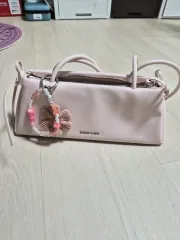 チャールズアンドキース ピンク トートバッグ + キーホルダー