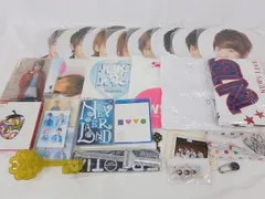  中古品 NEWS 小山慶一郎 Strawberry 他 Blu-ray Tシャツ タオル クリアファイル 等 グッズセット