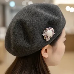 桜ピンクのビーズブローチ　1点のみ