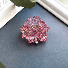 凛花（りんか）ブローチ  ― ロゼピンク  ―セレモニーに映える 上品フラワーブローチ  卒業式 入学式 フォーマル 母の日ギフト　ハンドメイド