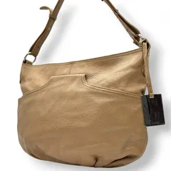 フルラ FURLA ショルダーバッグ ホーボー ワンショルダー 斜め掛け可 レザー 本革 シボ革 ベージュ キャメル ロゴプレート 大容量 イタリア製 レディース カジュアル エレガント クラシック シルバー金具 鞄 カバン U6