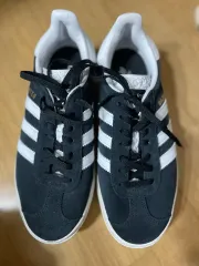 アディダス ガゼル スニーカー