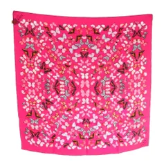 2026年最新】ロエベ シルク スカーフの人気アイテム - メルカリ