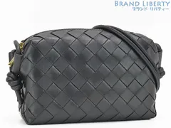 【超美品】ボッテガ ヴェネタ　BOTTEGA VENETA　イントレチャート　ミニ ループ カメラバッグ　クロスボディミニバッグ　斜め掛け ショルダーバッグ　ポシェット　ポーチ　ブラック　680254