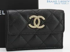 【激レア新古品】シャネル　CHANEL　マトラッセ　ココマーク　キャビアスキン　スモール フラップ ウォレット　ミニウォレット　三つ折り財布　コンパクト財布　ブラック シャンパンゴールド金具　グレインドカーフスキン　AP4319のサムネイル
