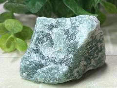 ジャンク品 翡翠？ 天然石 亀 置物 - メルカリ