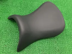 R1200RT シート 0632-7 681 684 BMW 純正 中古 バイク 部品 0632-7681684 メインシート アンコ抜き済品薄 破れ無し 品薄 Suのサムネイル