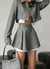 クロップドジャケット プリーツスカート セットアップ