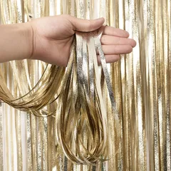 【インスタ映え】パーティー背景カーテン ゴールド レインカーテン デコレーション 誕生日 記念日 結婚式 イベント装飾 フォトブース 飾り付け 華やか演出【ゴールド】