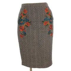 リリーブラウン Lily Brown 花柄 刺繍 ヘリンボーン スカート ひざ丈 グレー 1