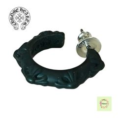 Chrome Hearts シリコンラバー クロスバンド フープピアス - メルカリ