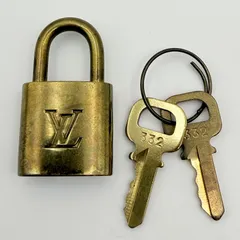 LOUIS VUITTON（ルイヴィトン）パドロック No.332 南京錠 ゴールド 真鍮 鍵2本付き