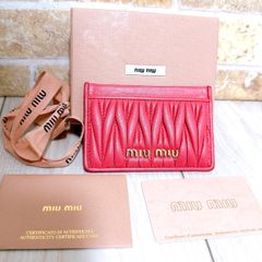 miumiu ミュウミュウ ☆ マテラッセ AirPods Pro ケース 赤 - メルカリ