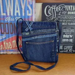 62☆USEDダメージデニムリメイク☆サコッシュ☆ショルダーバッグ☆リメイクデニム☆古着リメイク☆