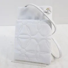 スマホショルダーバッグ ポシェット クロスボディ 斜めがけ キルティング ホワイト 白系 レザー調