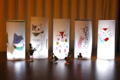 ▉透かし絵ランプ　品名「ストライプ猫」　土佐和紙　ペーパークラフト　組立が出来ましたら、お庭で夏祭りを、キャンプ場でも灯りの仲間入りを楽しんでください。　お部屋に　リビングルームに　お店に・・どうぞ