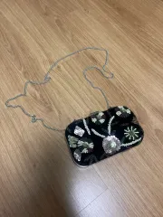 クラッチバッグ