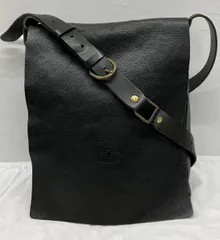 IL BISONTE イルビゾンテ　ショルダーバッグ メッセンジャーバッグ　made in Italy レザー　ブラック 